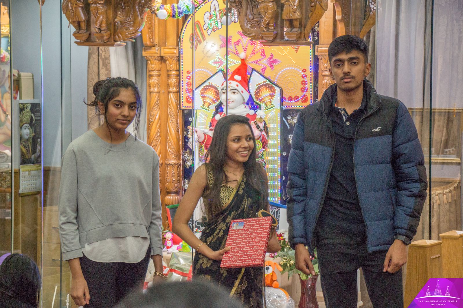 ©1987-2017 SKS Swaminarayan Temple East London